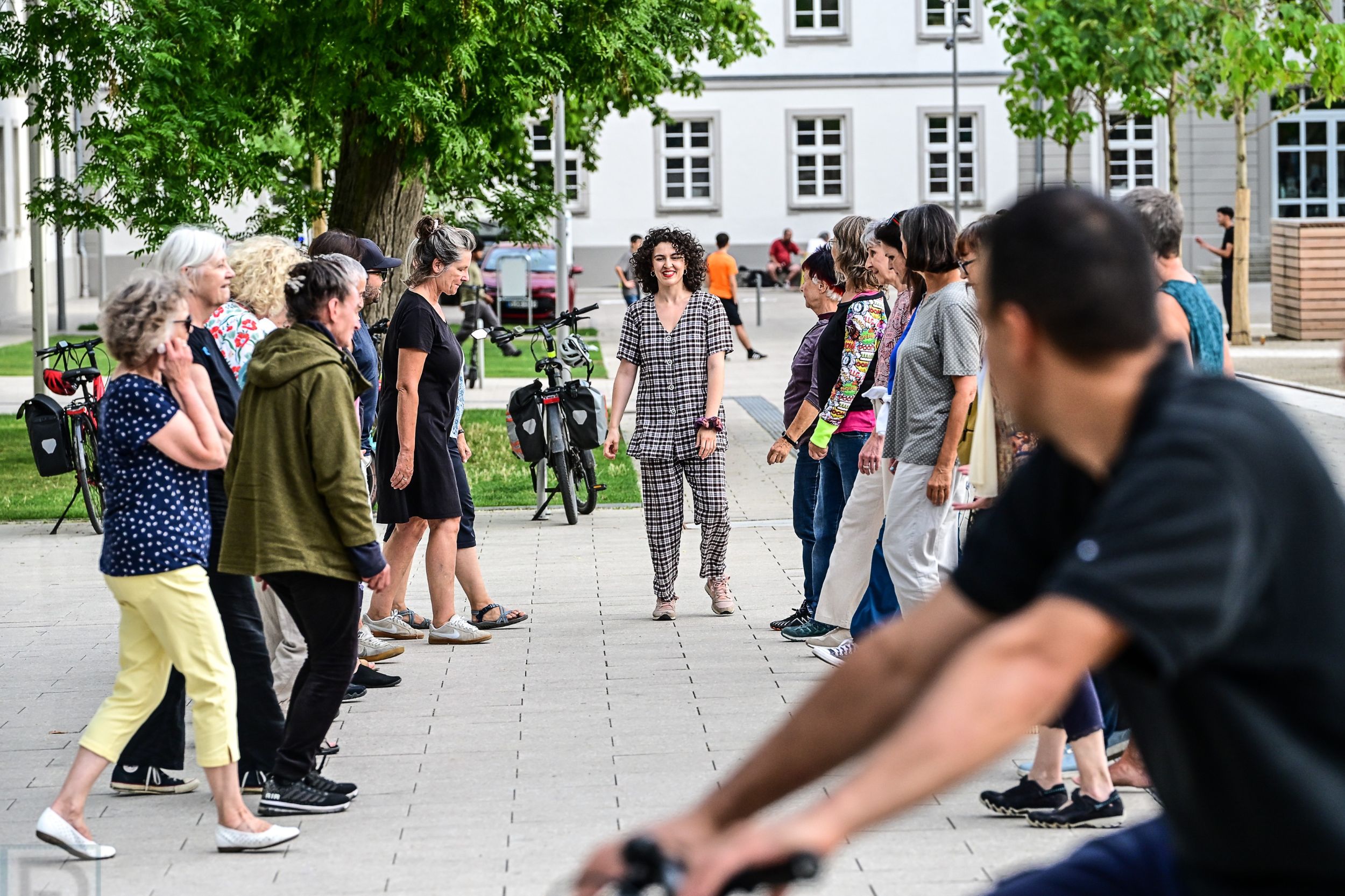 Bild LuBu MoVes - Tanzen für Alle auf dem Arsenalplatz